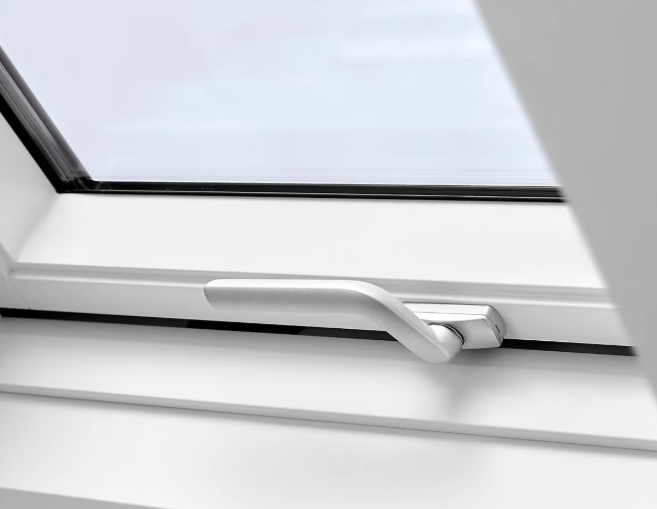 Fenêtre de toit à projection VELUX GPU MK04 0076 Polyuréthane blanc 78x98 cm
