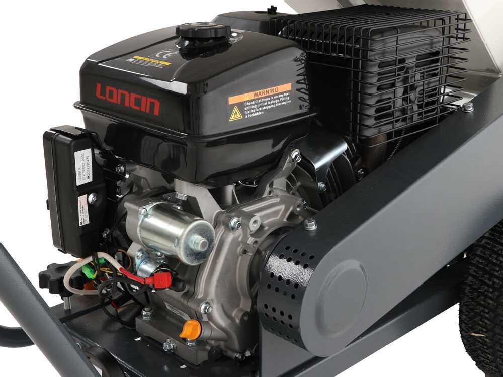 Blackstone GBD-1500 LE Broyeur de branches thermique moteur Loncin de 15 CV