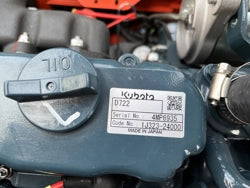 Mini-pelle compacte 1T, Moteur Kubota 3 cylindres