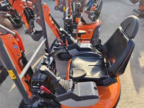 Mini-pelle compacte 1.0T, Moteur Kubota 3 cylindres