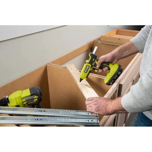 Pistolet à colle 2 températures 18V ONE+ RYOBI - RGL18-0